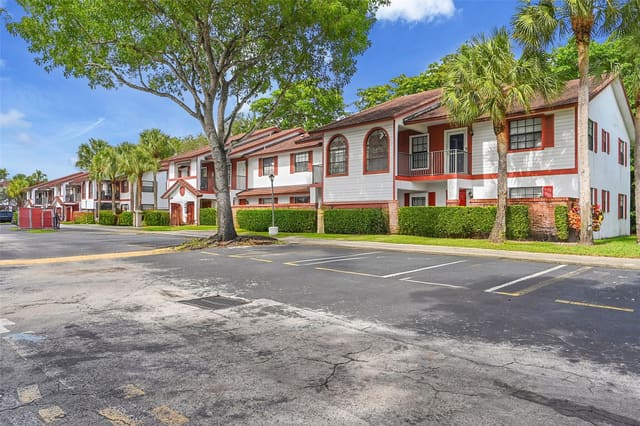 2518 NW 89th Drive 2518, Coral Springs, FL 33065