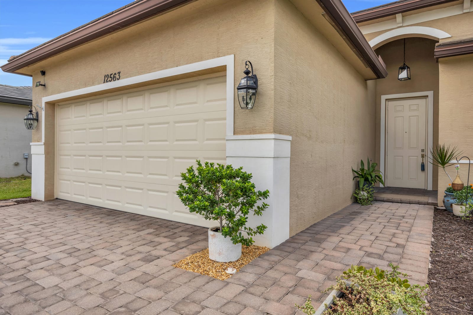 12563 NW Toblin Lane, Port St. Lucie, FL 34987 photo 3