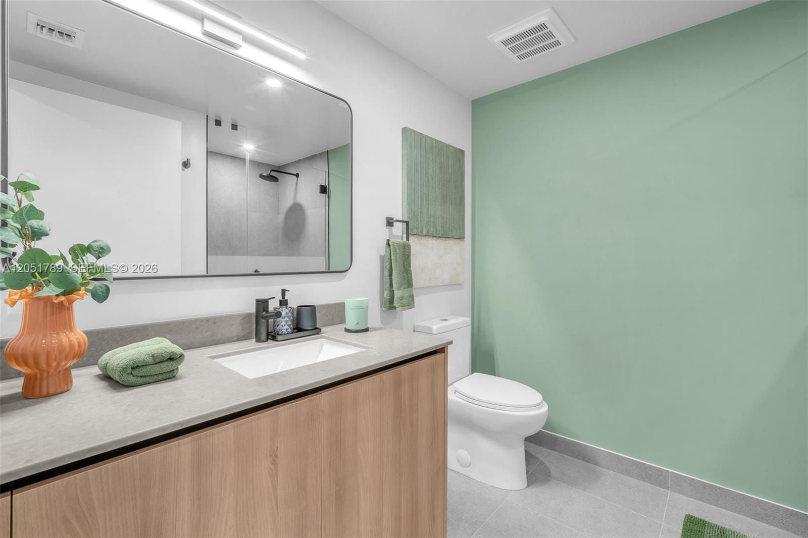 121 NE 5th Street 304, Miami, FL 33132 photo 20