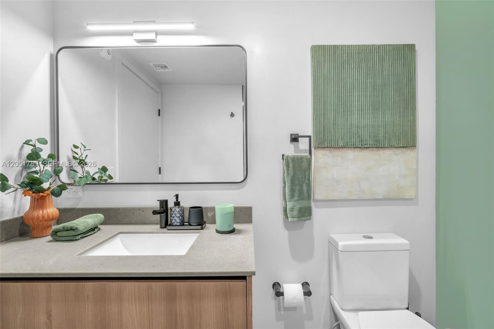 121 NE 5th Street 304, Miami, FL 33132 photo 22