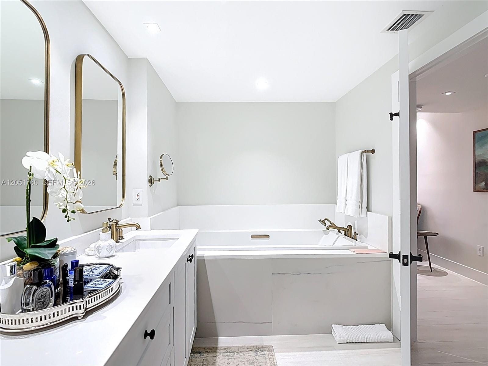 445 Grand Bay Drive 418, Key Biscayne, FL 33149 photo 17