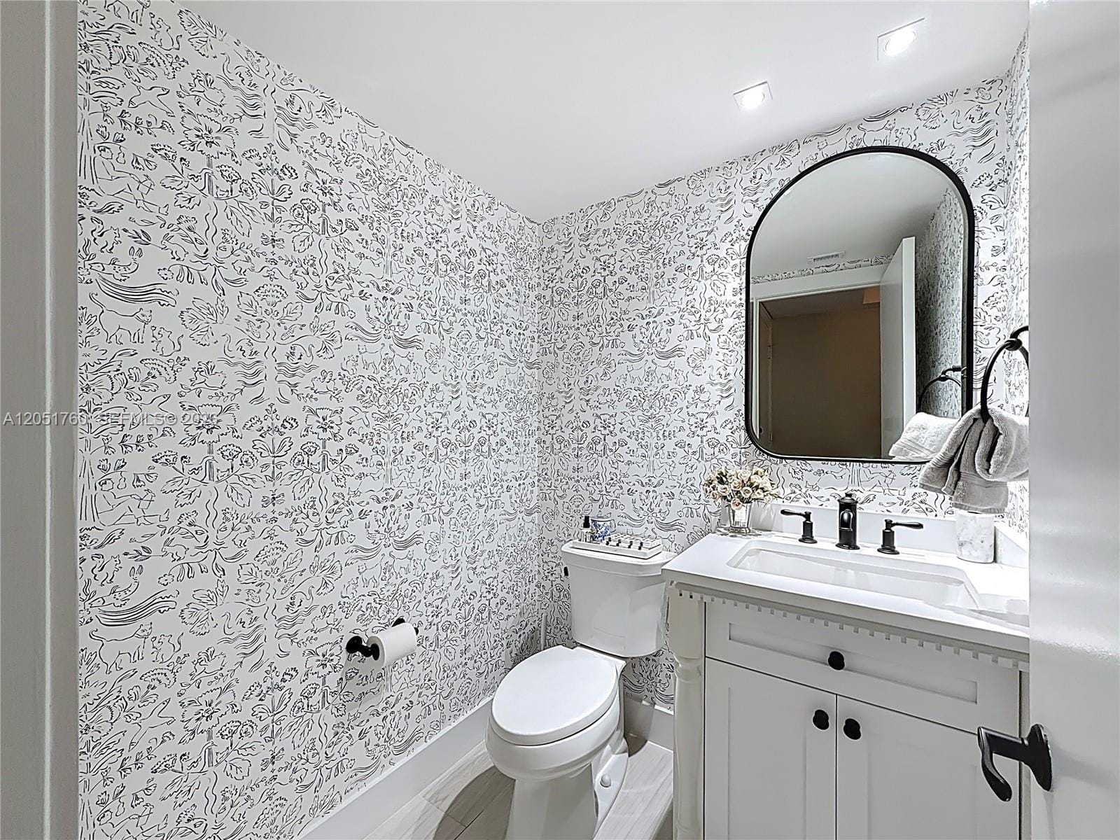 445 Grand Bay Drive 418, Key Biscayne, FL 33149 photo 22