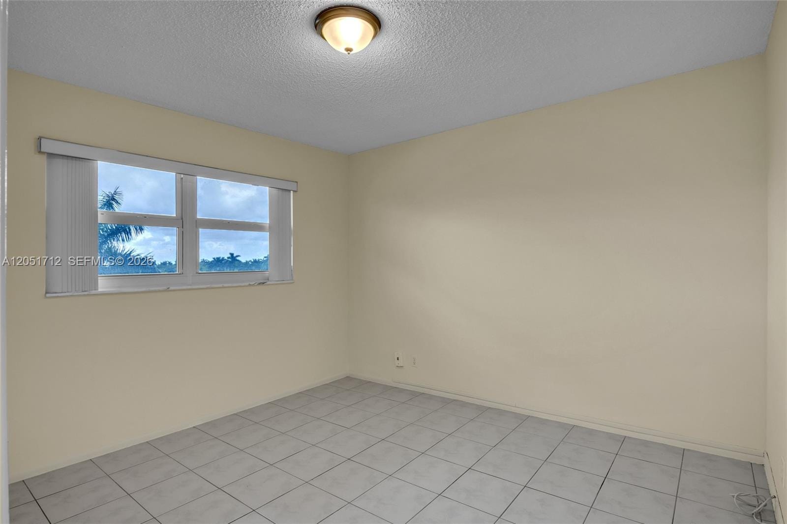 1000 NE 14th Avenue 503, Hallandale Beach, FL 33009 photo 4
