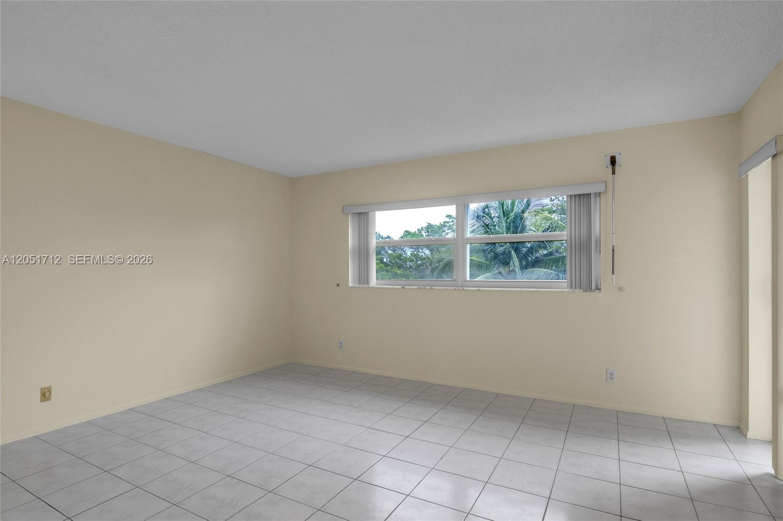 1000 NE 14th Avenue 503, Hallandale Beach, FL 33009 photo 5