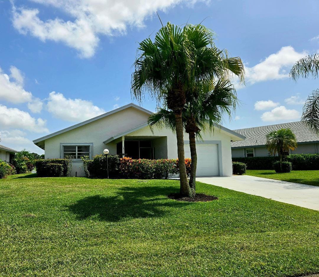 Pending home at 5480 Mariesa Avenue, West Palm Beach, FL 33417