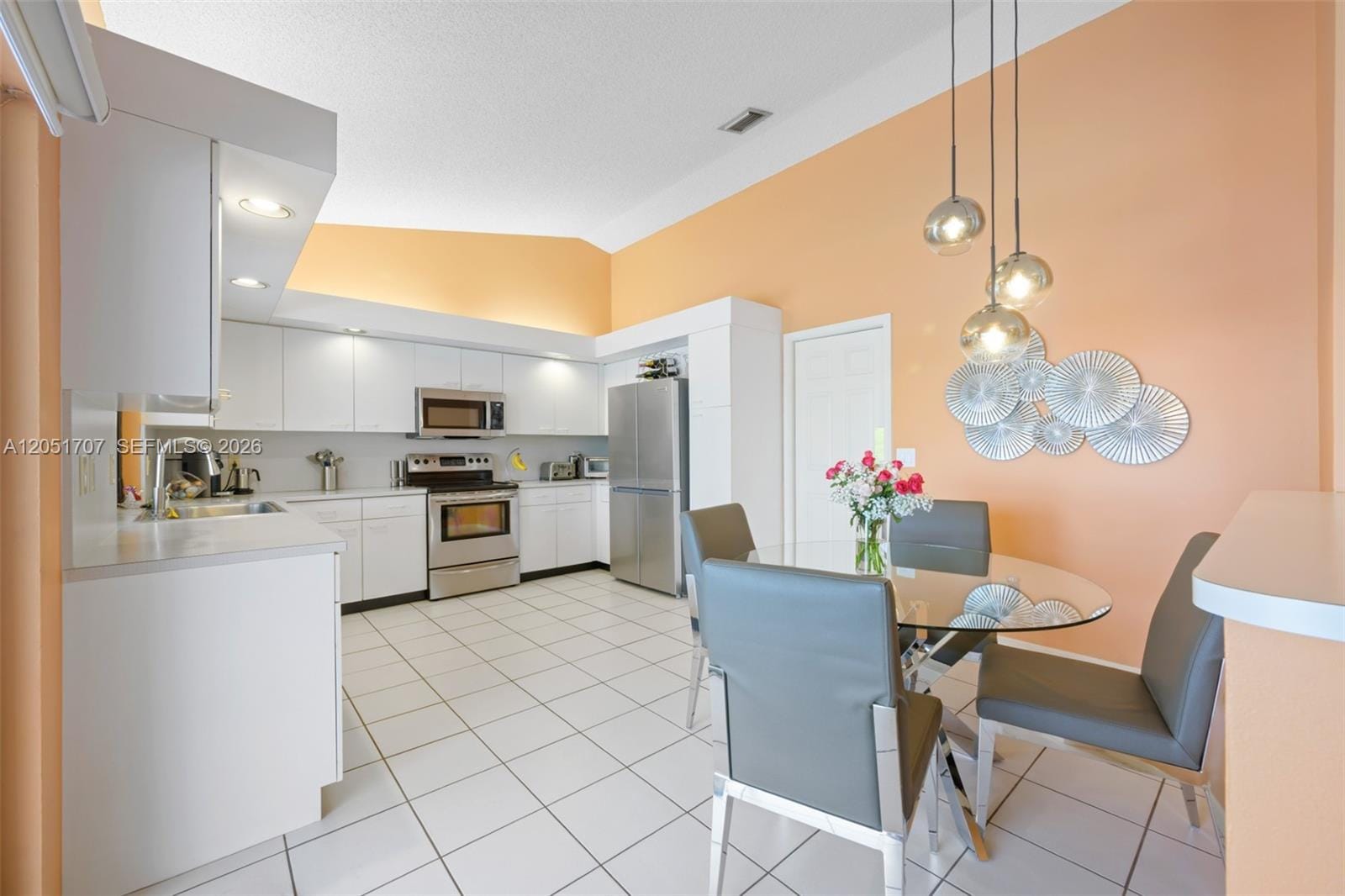 5521 Hawkes Bluff Avenue, Davie, FL 33331 photo 12