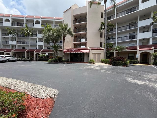 3485 Environ Boulevard C308, Lauderhill, FL 33319