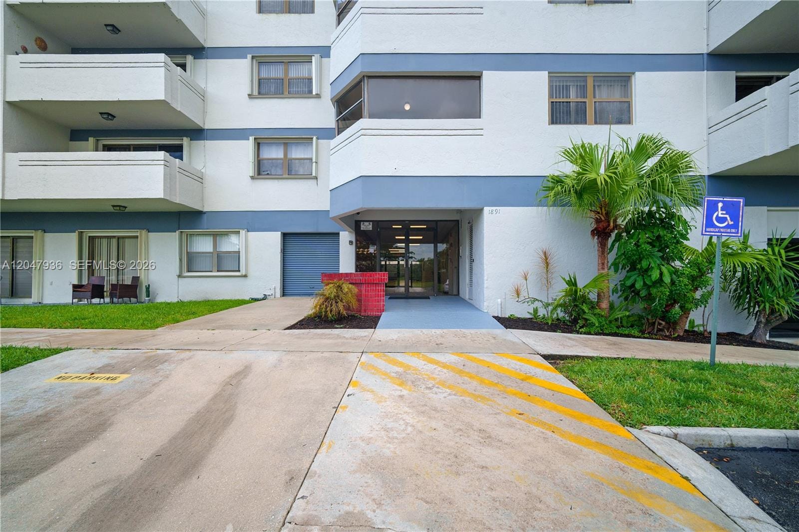 1891 N 61st Avenue B215, Hollywood, FL 33024 photo 4