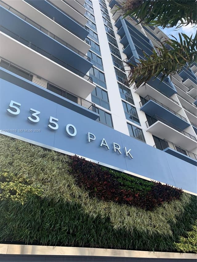 5350 NW 84th Avenue 706, 5350 Park, Doral, FL