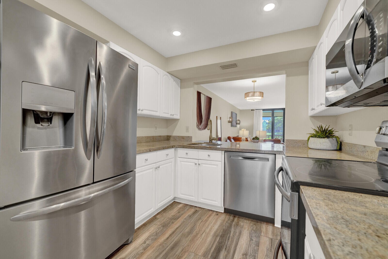 1850 Homewood Boulevard 108 — photo 2