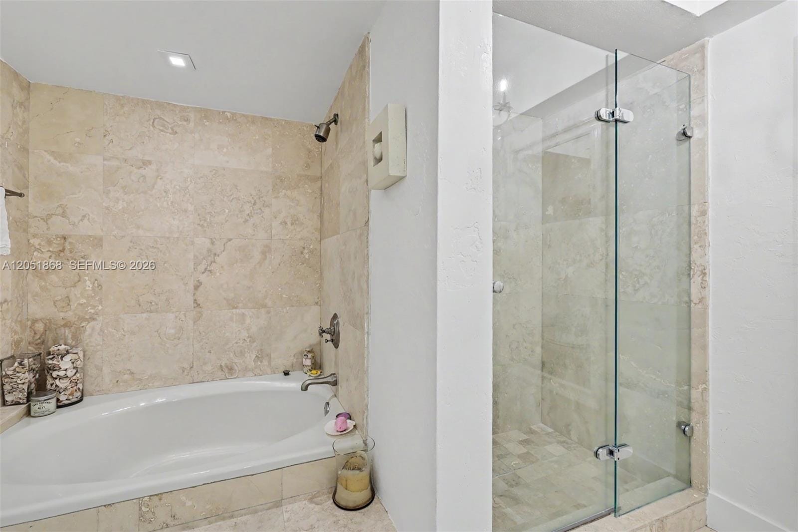 170 Ocean Lane Drive 305, Key Biscayne, FL 33149 photo 24