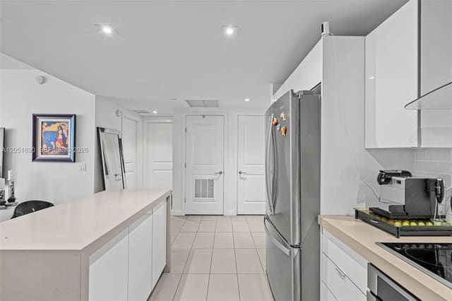 1600 NE 1st Avenue 1017, Miami, FL 33132