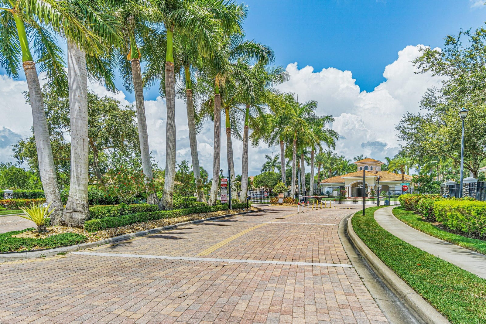 4250 Key Lime Boulevard, Boynton Beach, FL 33436 photo 18