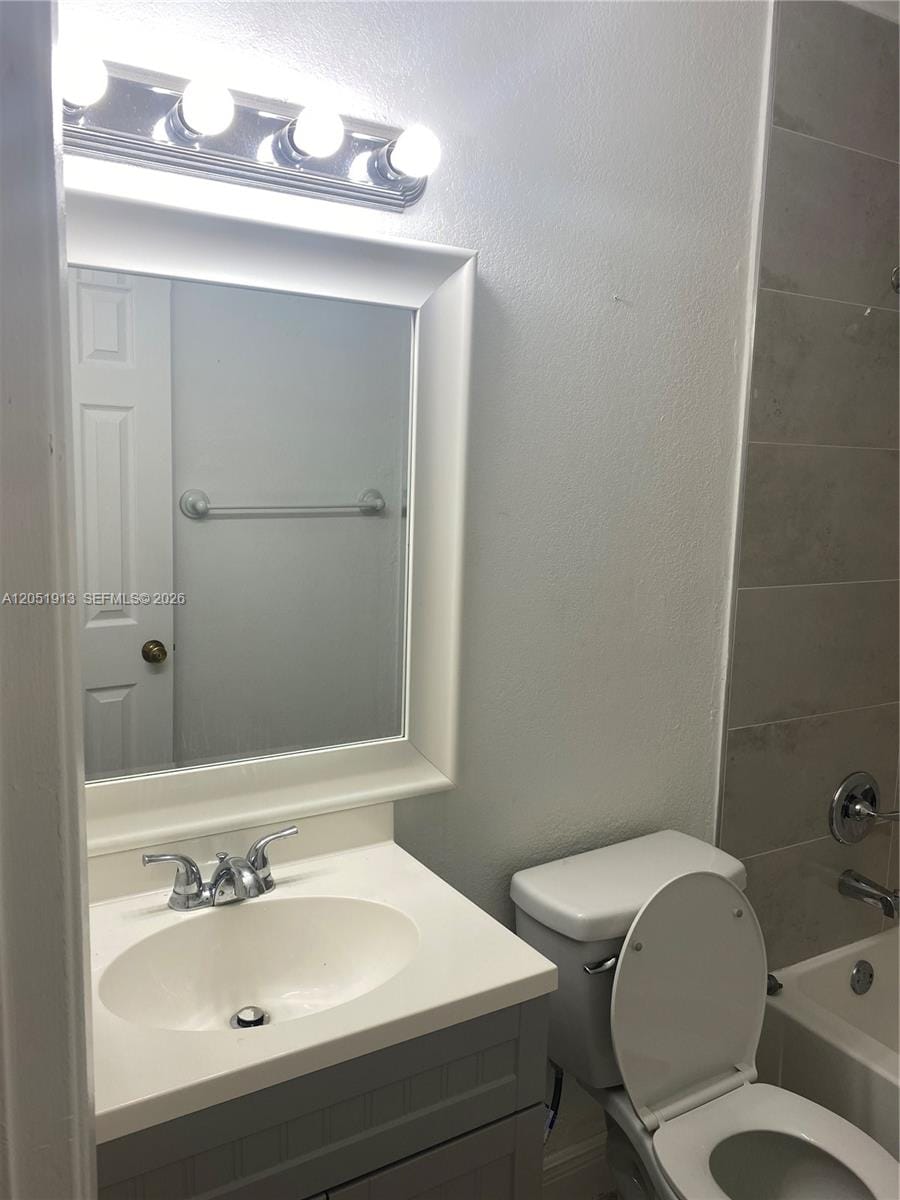 9916 Nob Hill Lane 9916, Sunrise, FL 33351 photo 17