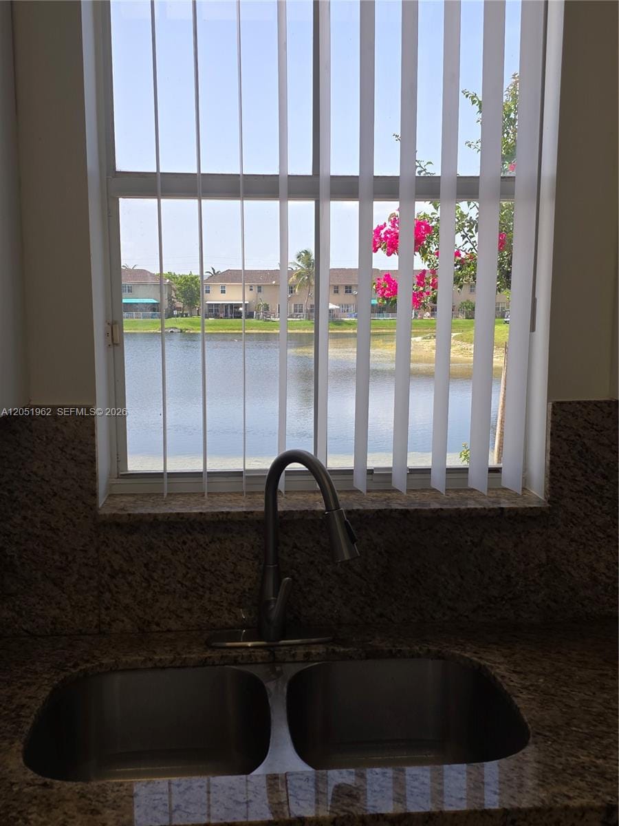 15255 SW 9 Way 15255 — photo 11