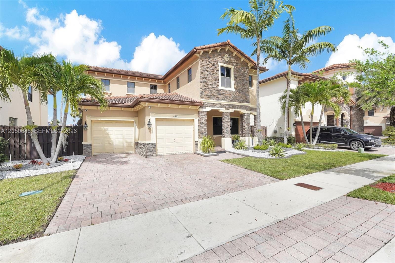 8910 NW 98th Court, Doral, FL 33178