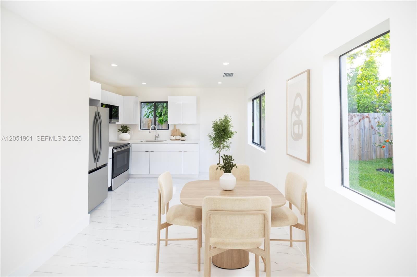 2323 NW 55th Terrace — photo 3