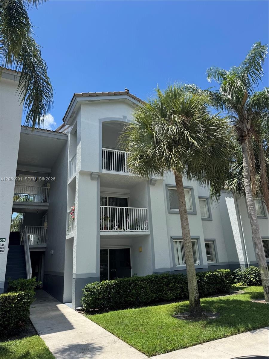 2600 S University Drive 103, Davie, FL 33328