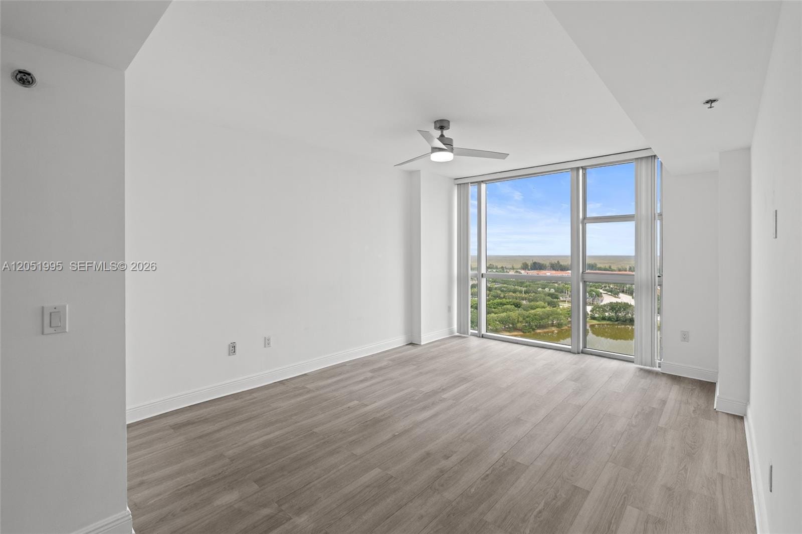 2681 N Flamingo Road 2205S, Sunrise, FL 33323 photo 15