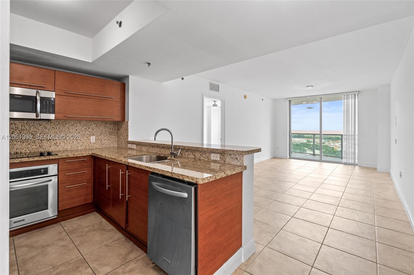 2681 N Flamingo Road 2205S, Sunrise, FL 33323 photo 5