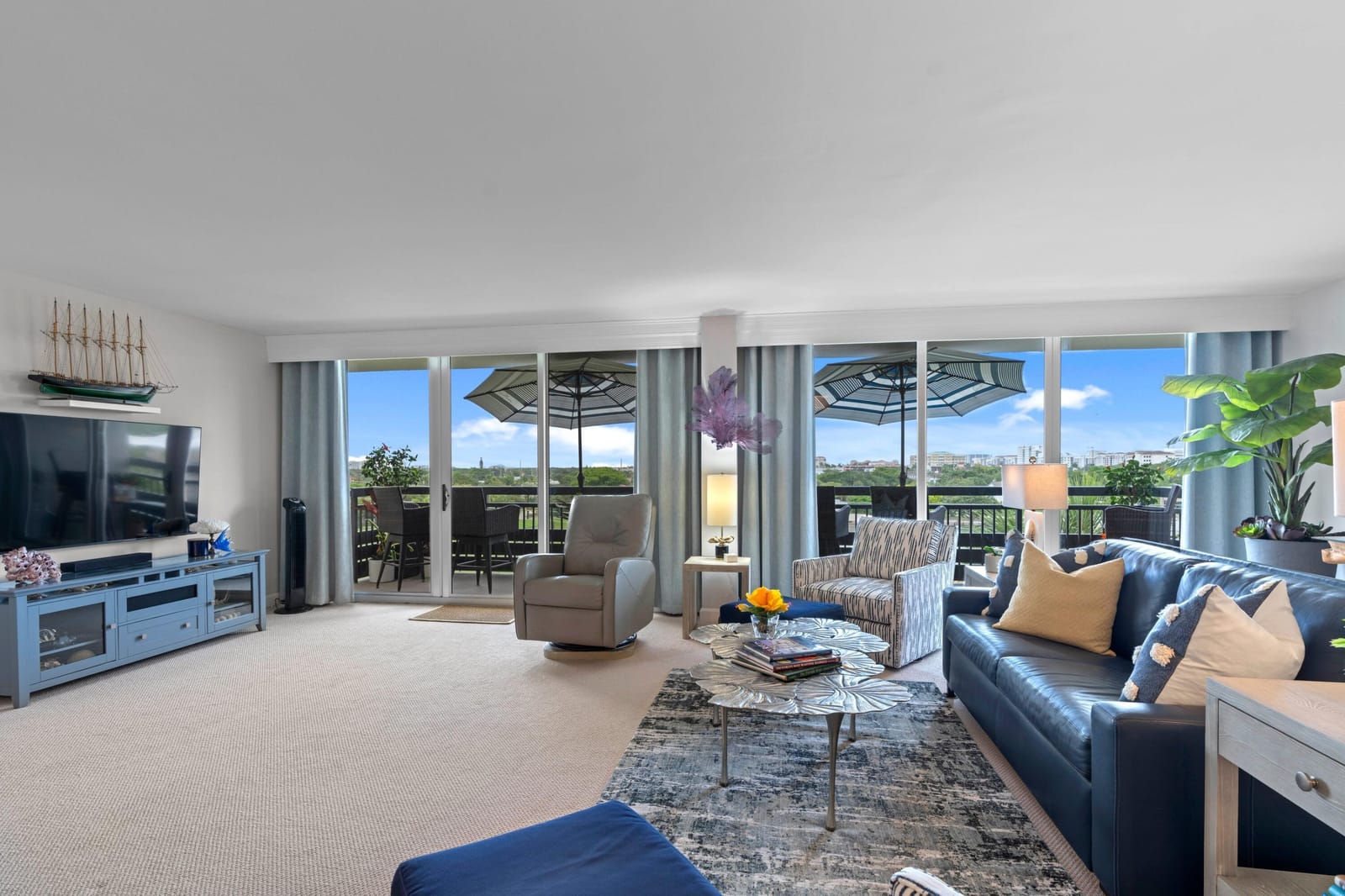 555 NW 4th Avenue Apt 501, Boca Raton, FL 33432 photo 1