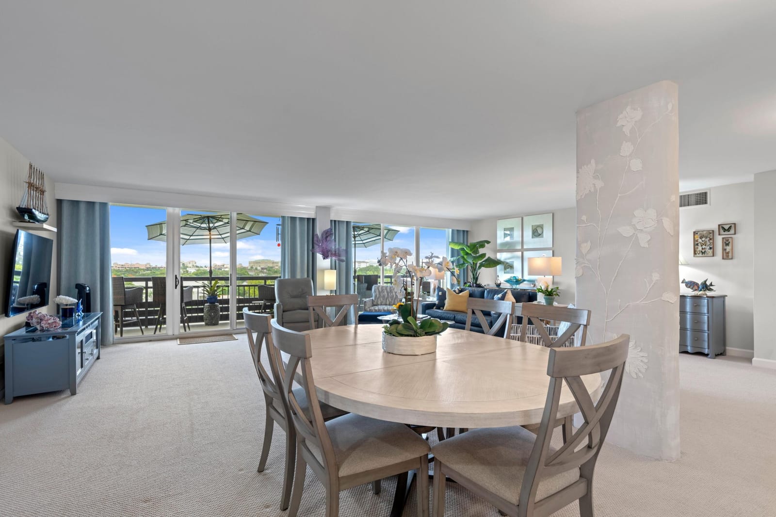 555 NW 4th Avenue Apt 501, Boca Raton, FL 33432 photo 2