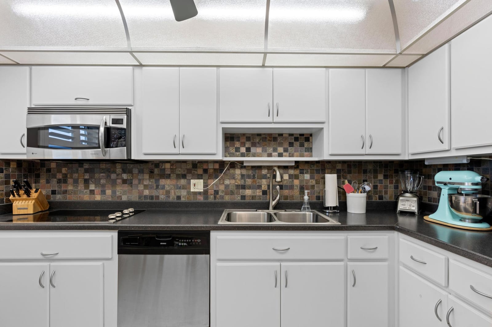 555 NW 4th Avenue Apt 501, Boca Raton, FL 33432 photo 23
