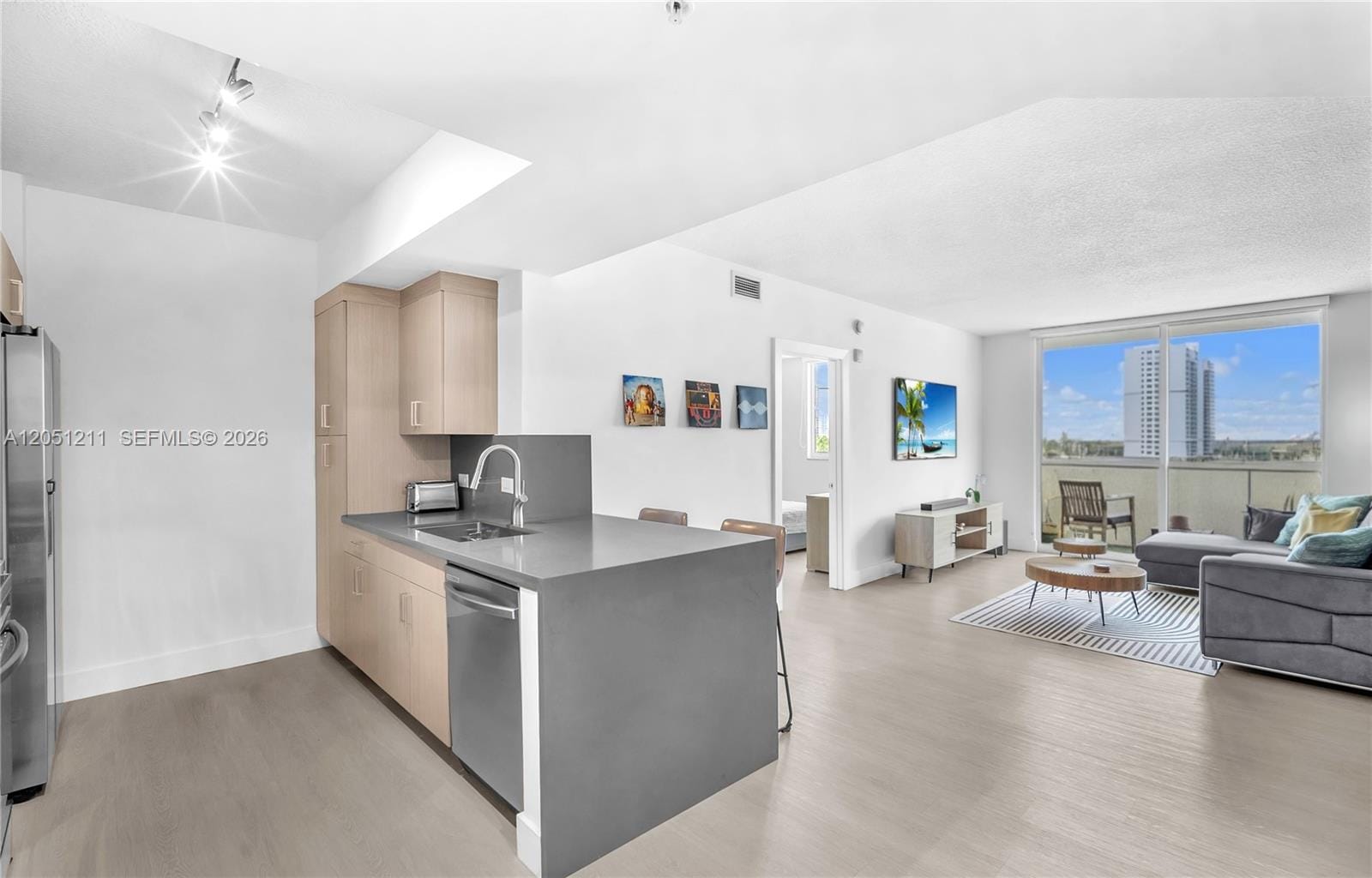 18800 NE 29th Avenue 517 (Fully Renovated), Aventura, FL 33180 photo 13