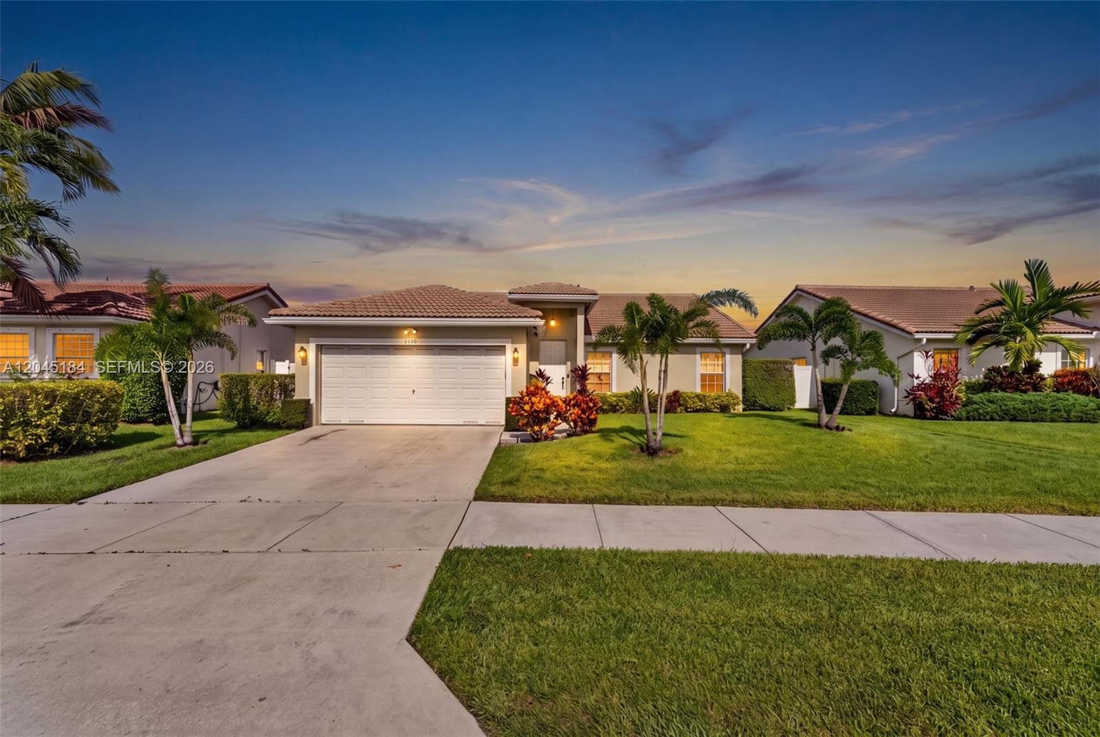 Pending home at 4461 NW 20th Avenue, Oakland Park, FL 33309