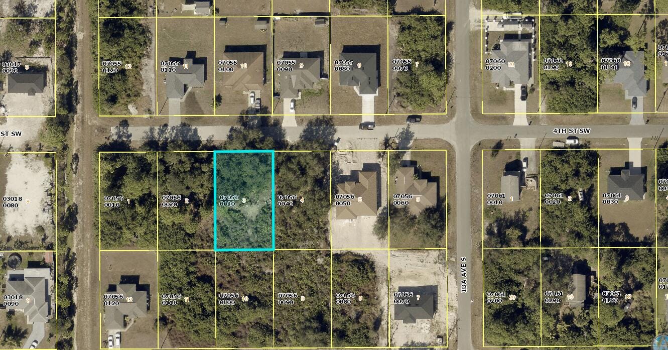 2907 4th Street SW, Lehigh Acres, FL 33976