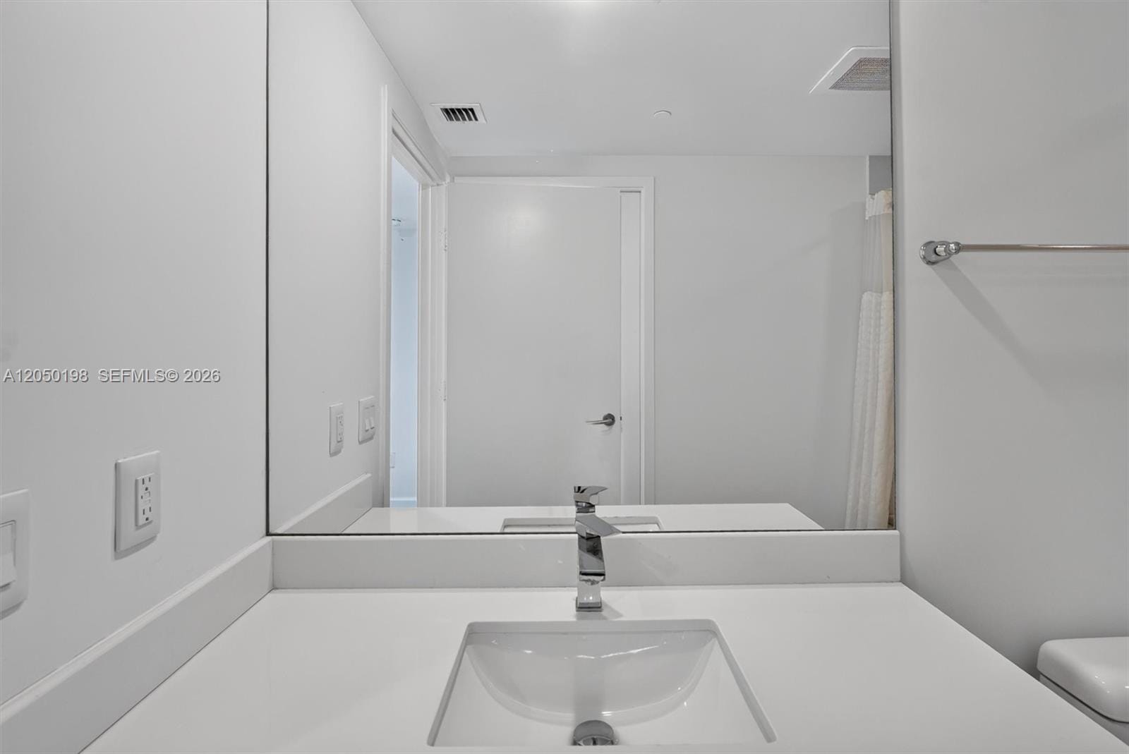 1100 S Miami Avenue 3707, Miami, FL 33130 photo 20