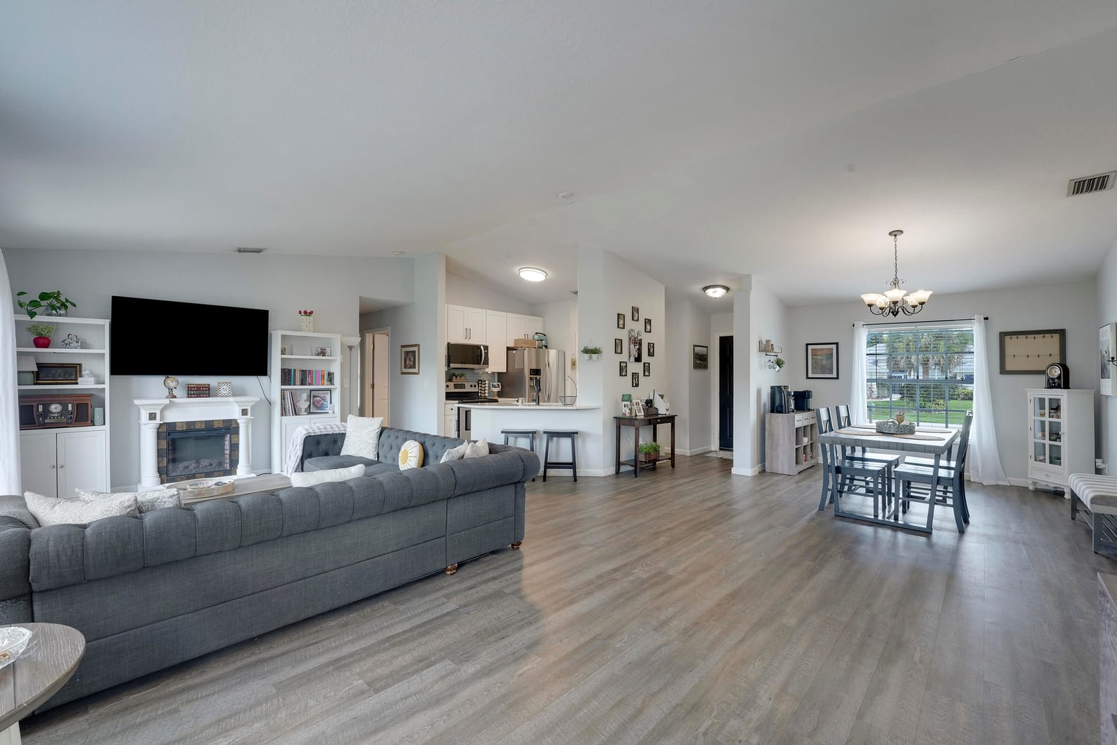 572 SW Bacon Terrace — photo 9
