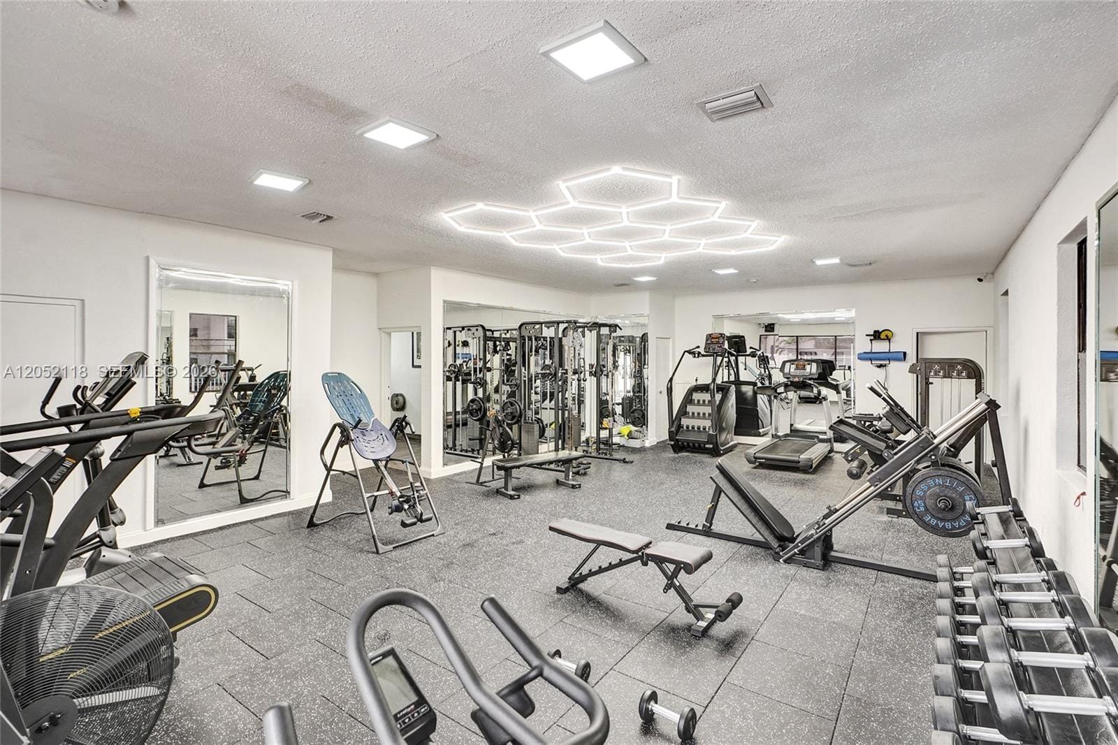 8145 NW 7th Street 111, Miami, FL 33126 photo 26