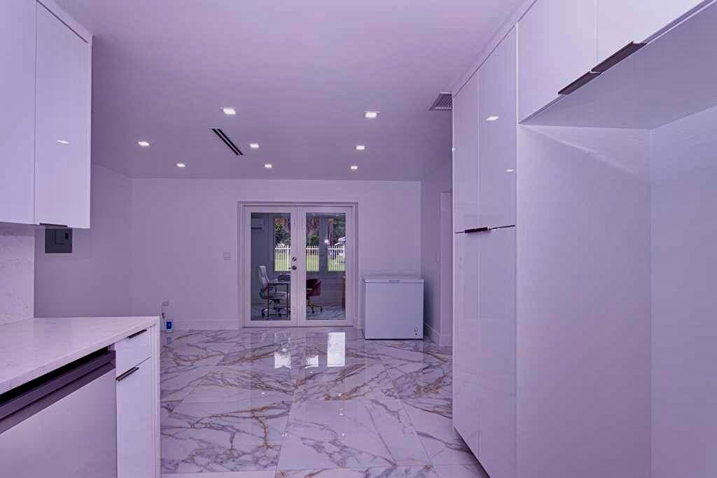 696 Arlington Drive, West Palm Beach, FL 33415 photo 23