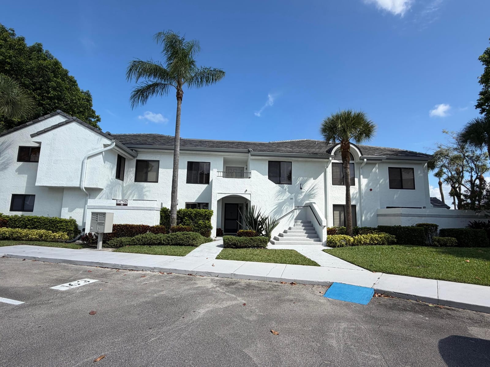 15758 Loch Maree Lane 4005 — photo 2