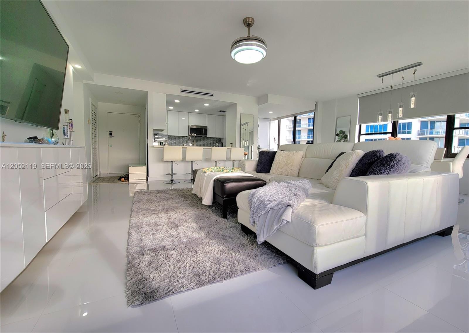 3505 S Ocean Drive 901 — photo 12