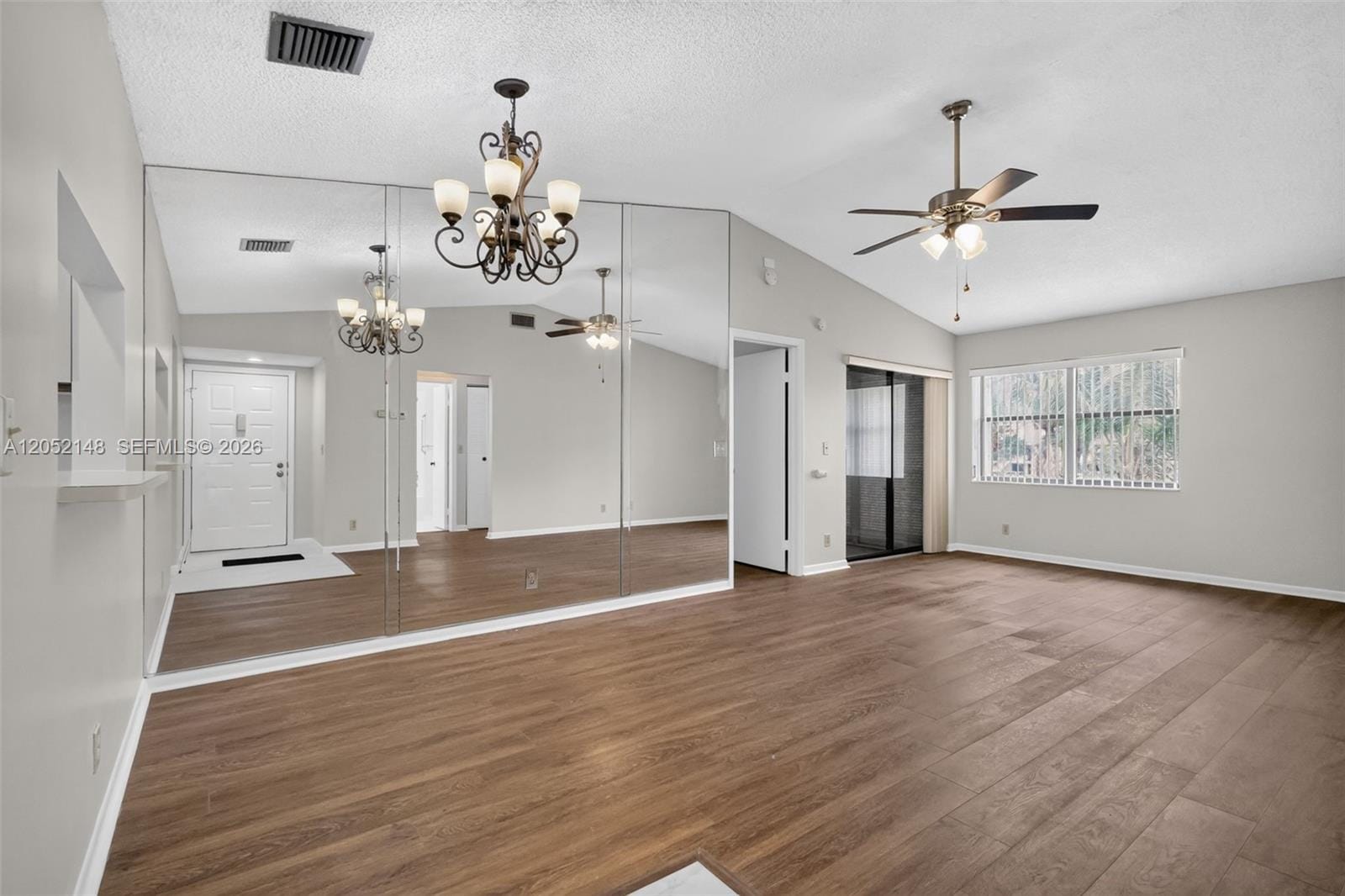 7626 Tahiti Lane 204, Lake Worth, FL 33467 photo 2
