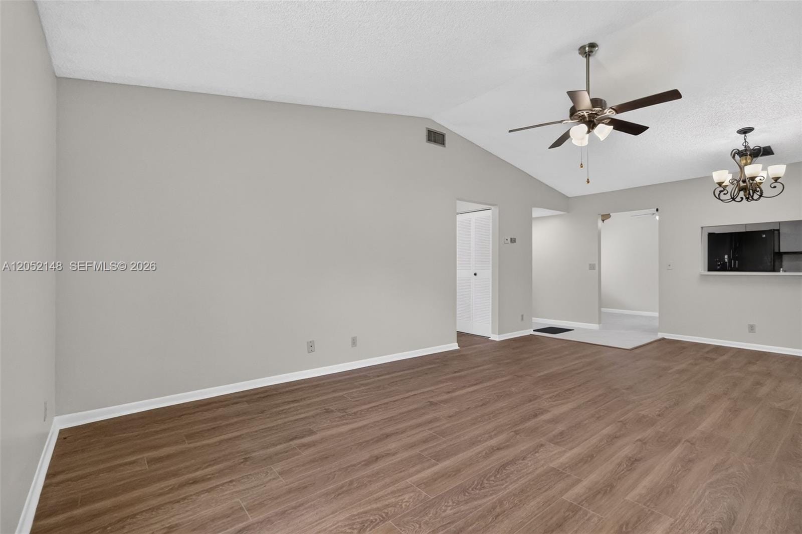 7626 Tahiti Lane 204, Lake Worth, FL 33467 photo 5