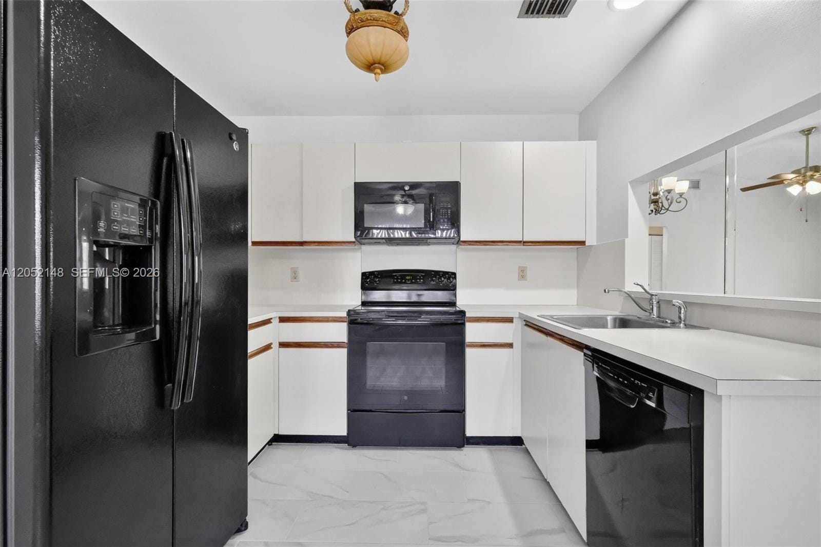 7626 Tahiti Lane 204, Lake Worth, FL 33467 photo 9