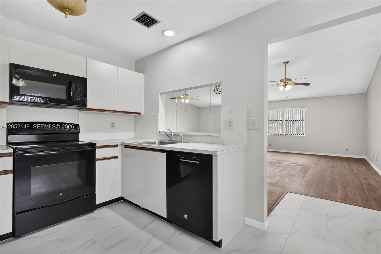 7626 Tahiti Lane 204, Lake Worth, FL 33467 photo 10