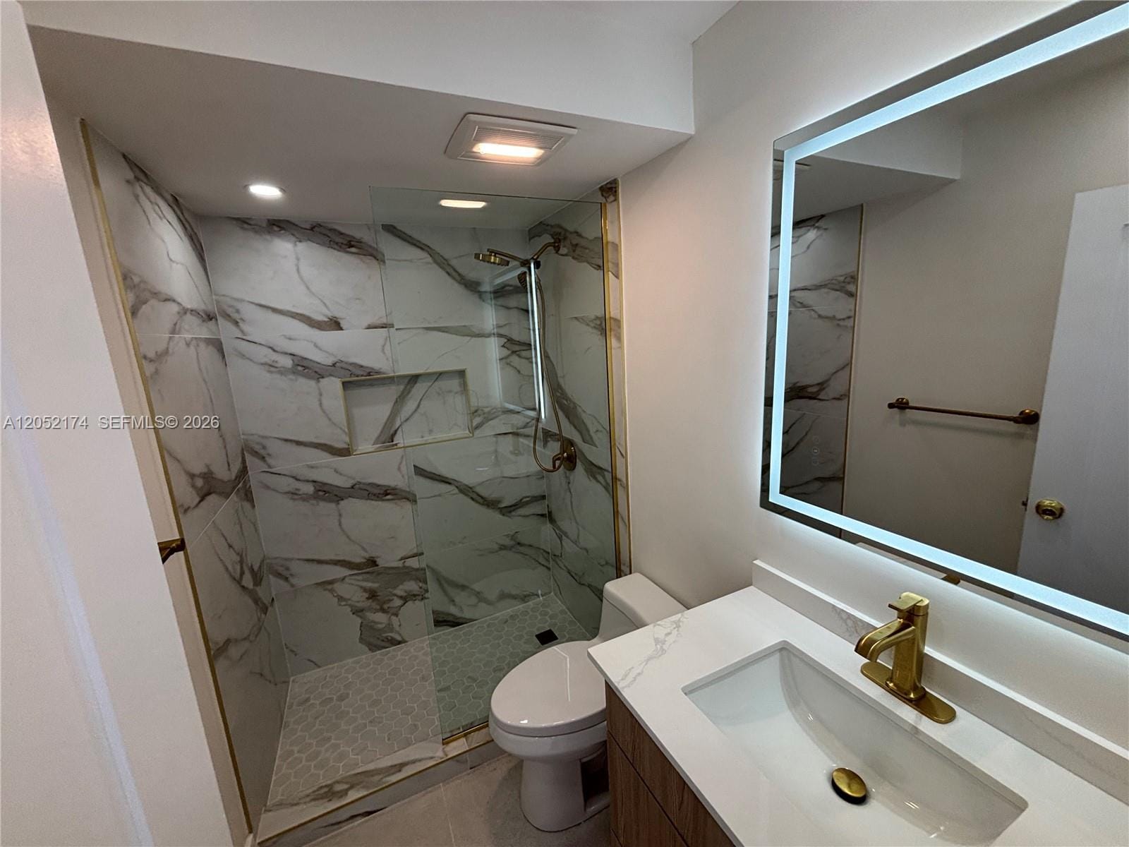 999 Brickell Bay Drive 1904, Miami, FL 33131 photo 14