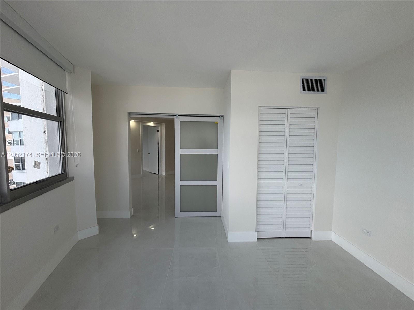999 Brickell Bay Drive 1904, Miami, FL 33131 photo 22