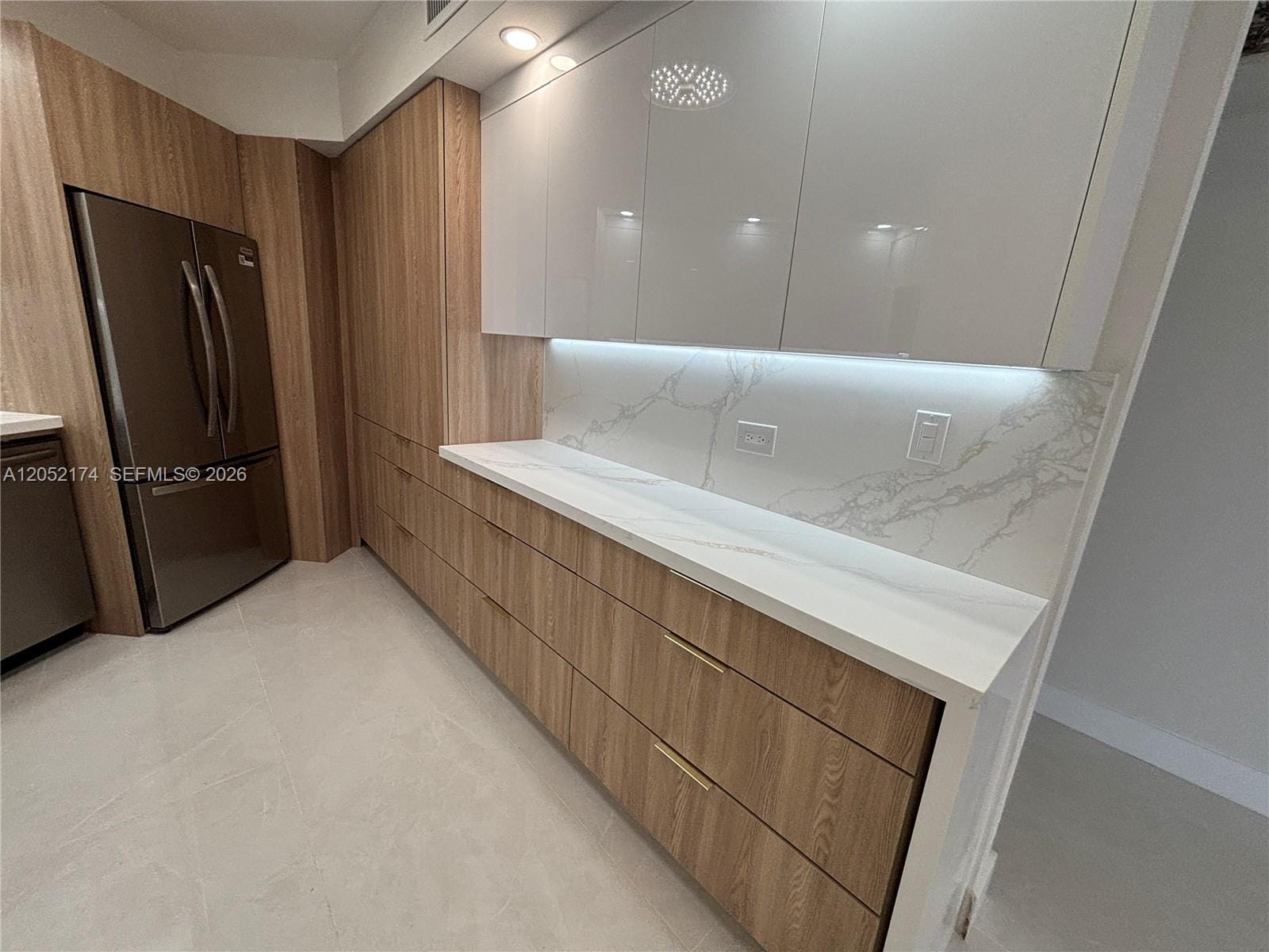 999 Brickell Bay Drive 1904, Miami, FL 33131 photo 4