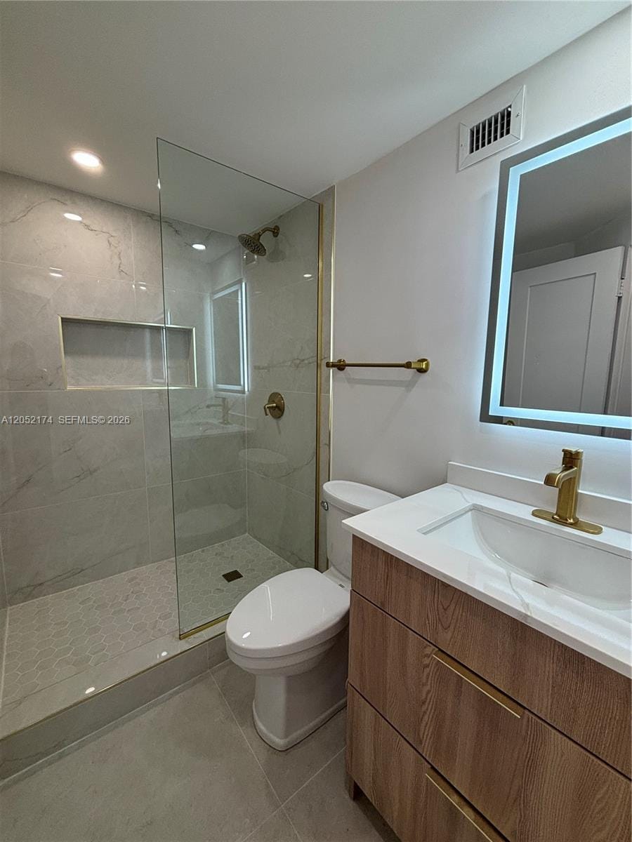 999 Brickell Bay Drive 1904, Miami, FL 33131 photo 8