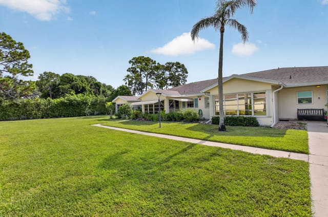 5037 Lakefront Boulevard A, Delray Beach, FL 33484