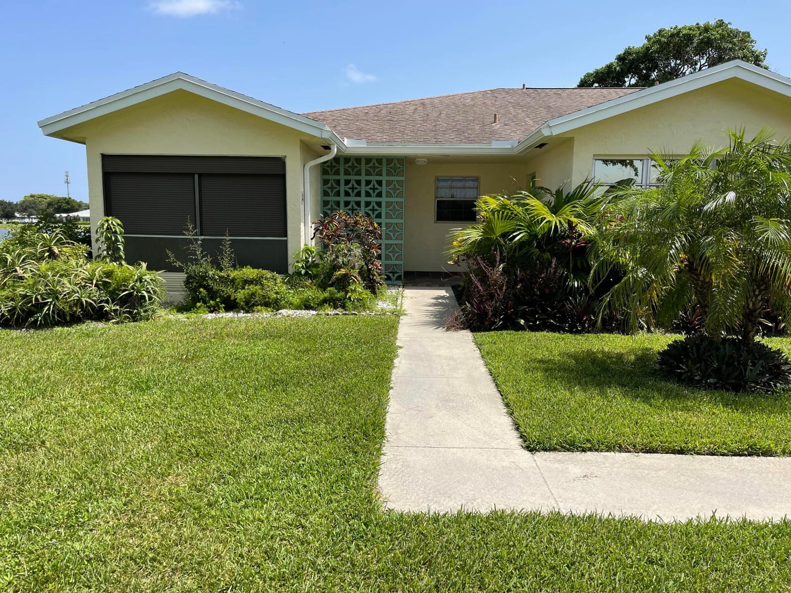 5360 Lakefront Boulevard A — photo 2