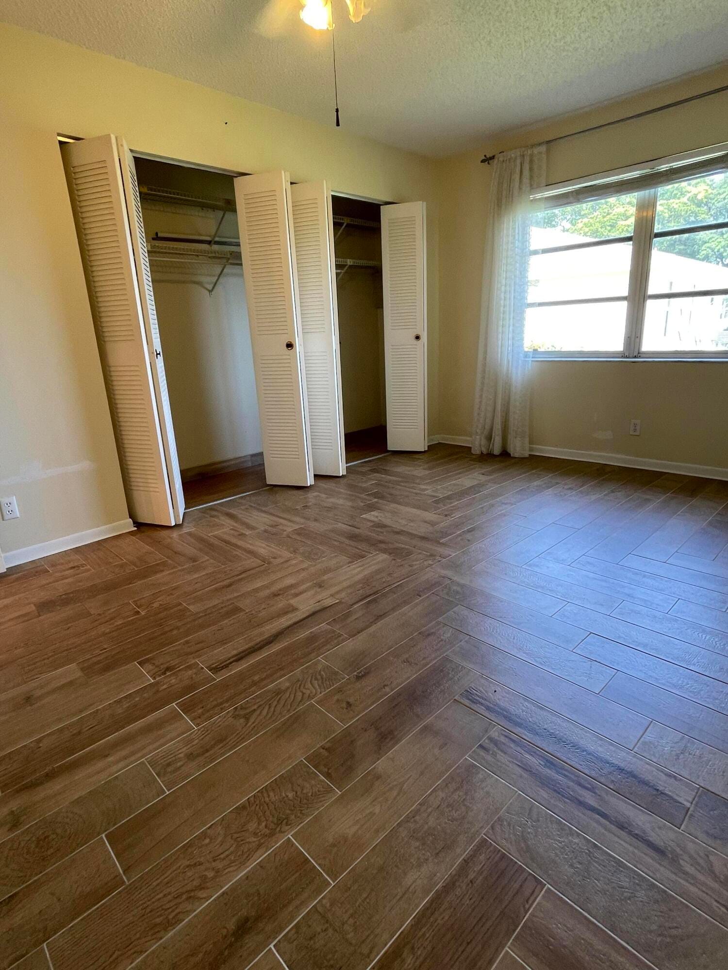 5360 Lakefront Boulevard A — photo 12