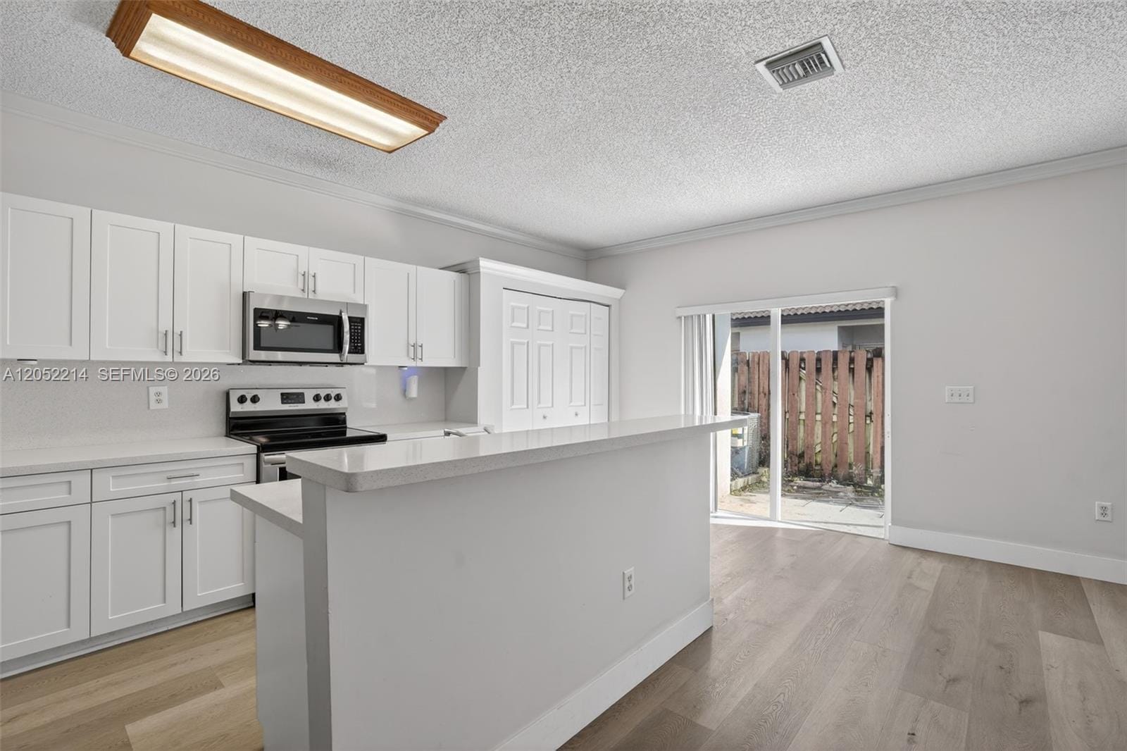 2209 SE 24th Place 2209 — photo 10