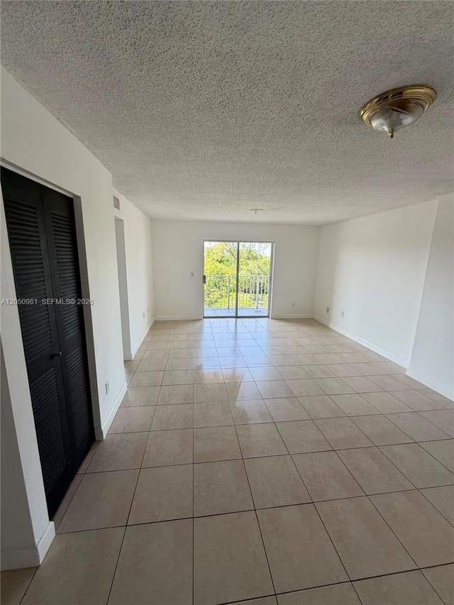8200 SW 210th Street 303, Cutler Bay, FL 33189