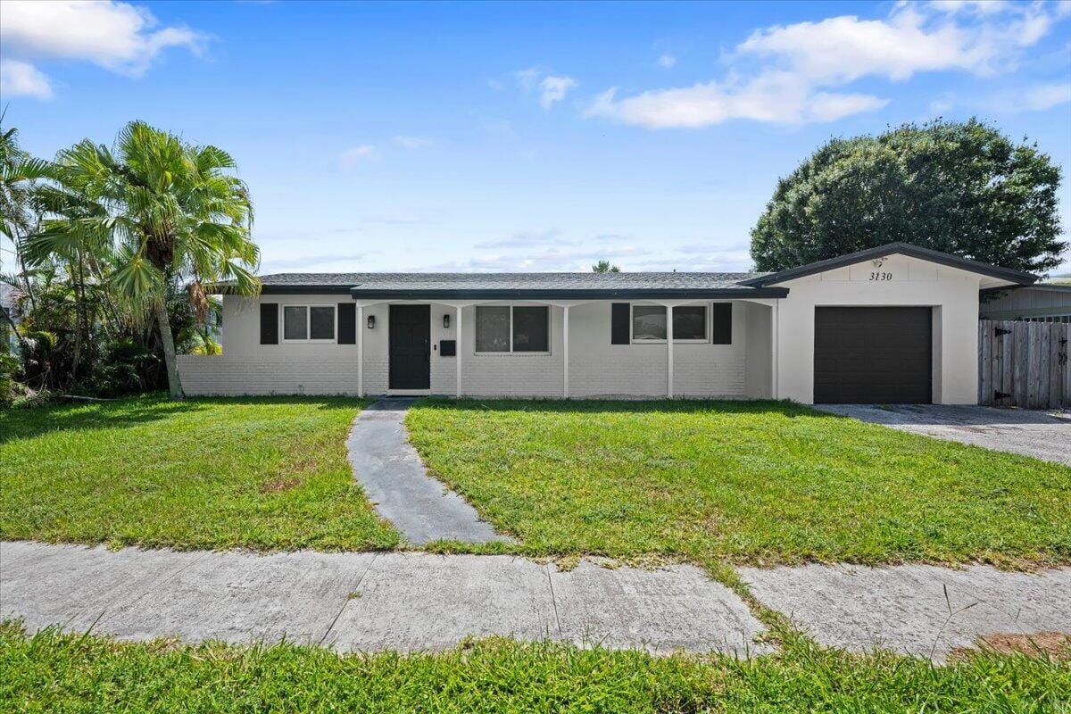 3130 Capri Road, Palm Beach Gardens, FL 33410